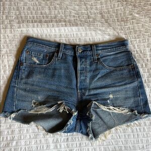 LEVI’S Denim Shorts Size 28